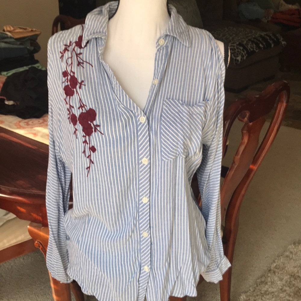 Francesca’s blouse